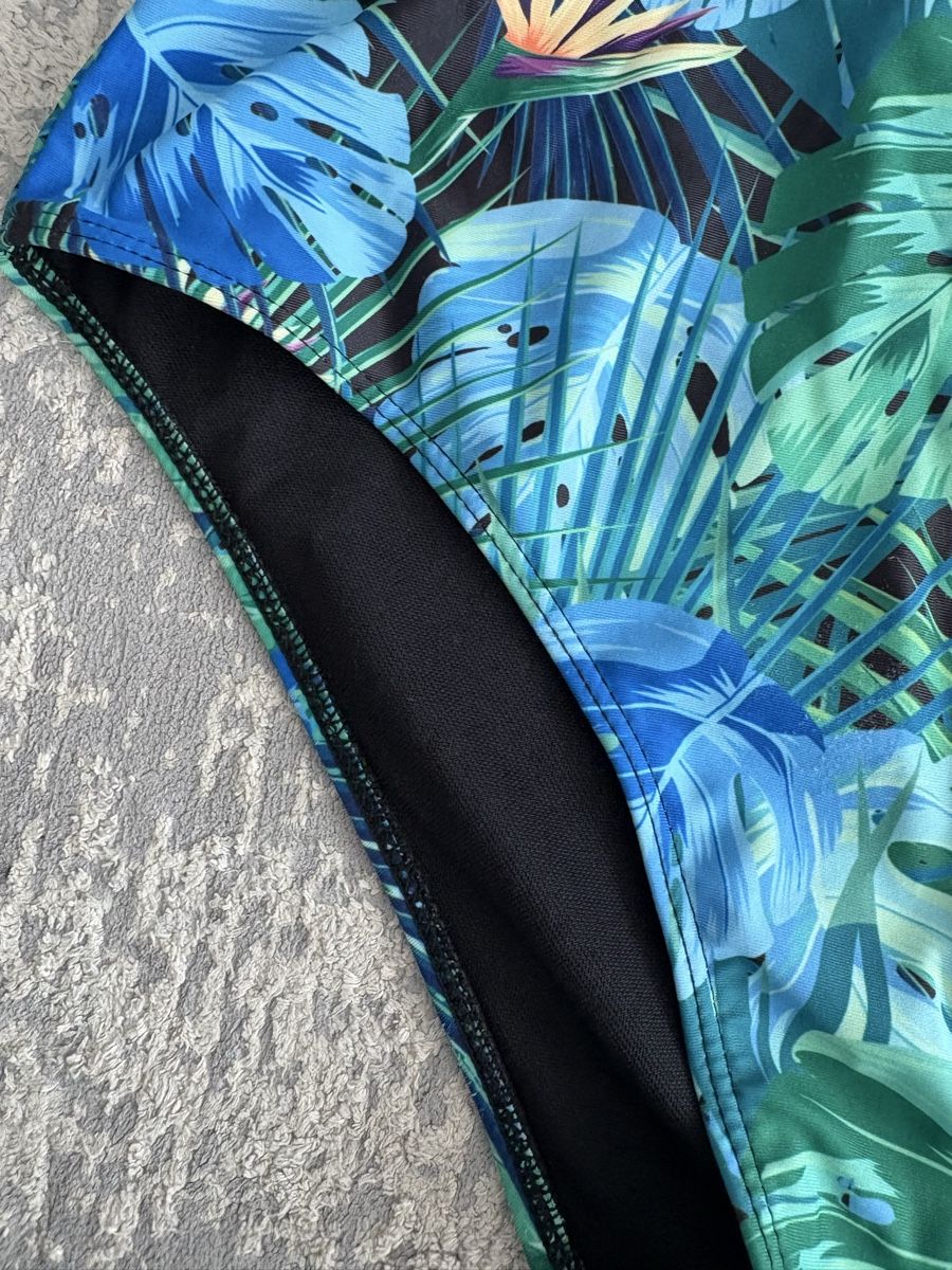 Costumi da bagno & Bikini: Exotischer Badeanzug mit Blätterprint – Usato da Zürich venduto da Anushka86 4
