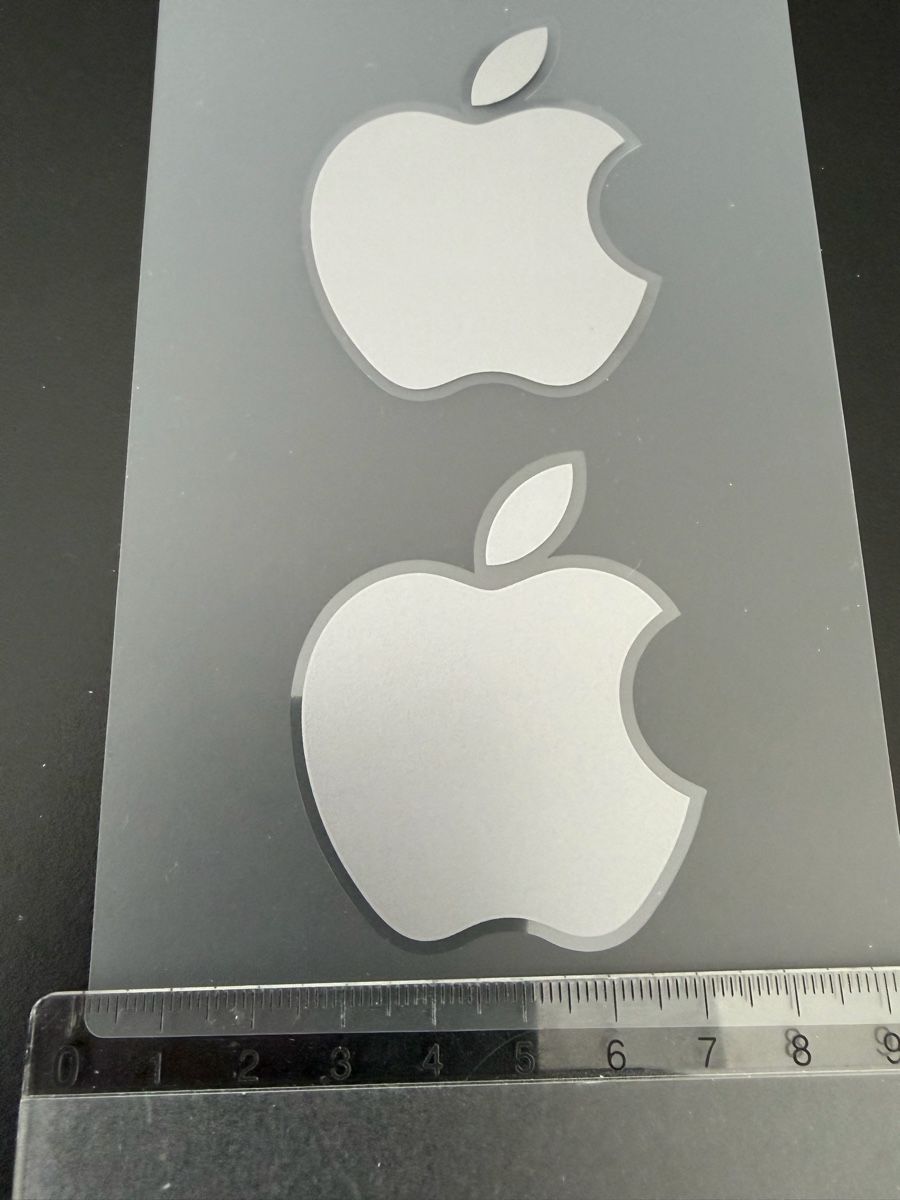 Sticker: Apple Sticker Original MacBook Aufkleber Set silber – Nuovo e nell'imballaggio originale da Erlenbach ZH venduto da Ritschly