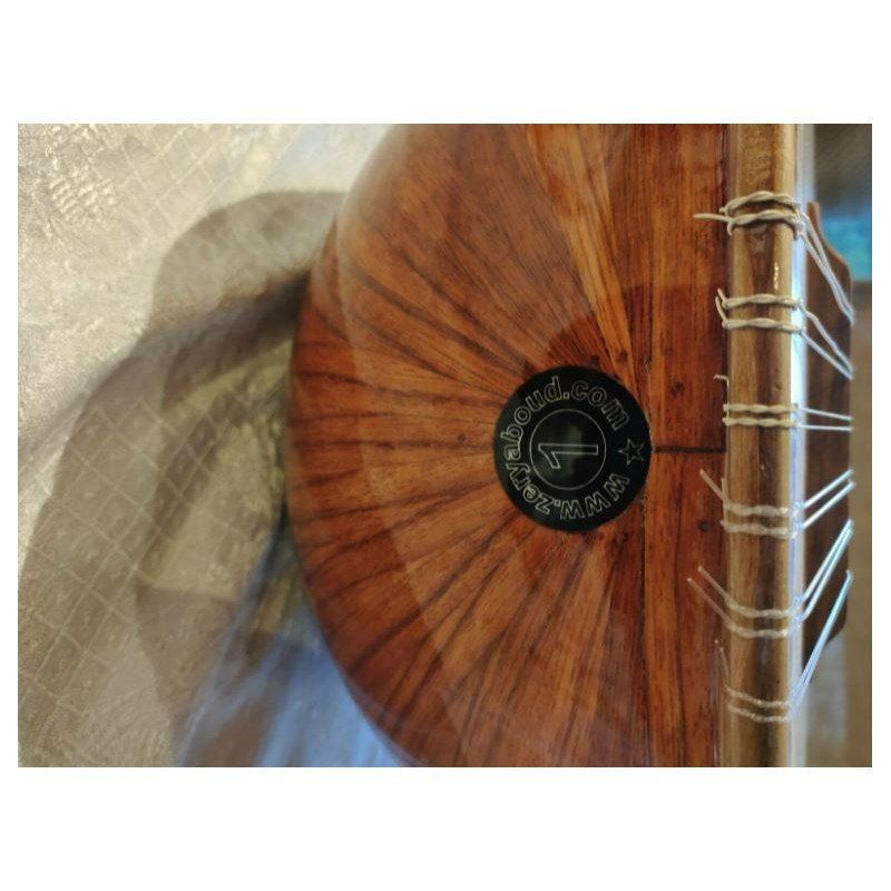 Strumenti musicali: PROFESSIONAL ZEYRAB OUD MOVING BRIDAGE – Nuovo (secondo la descrizione) da Fahrwangen venduto da FairBleiben 1