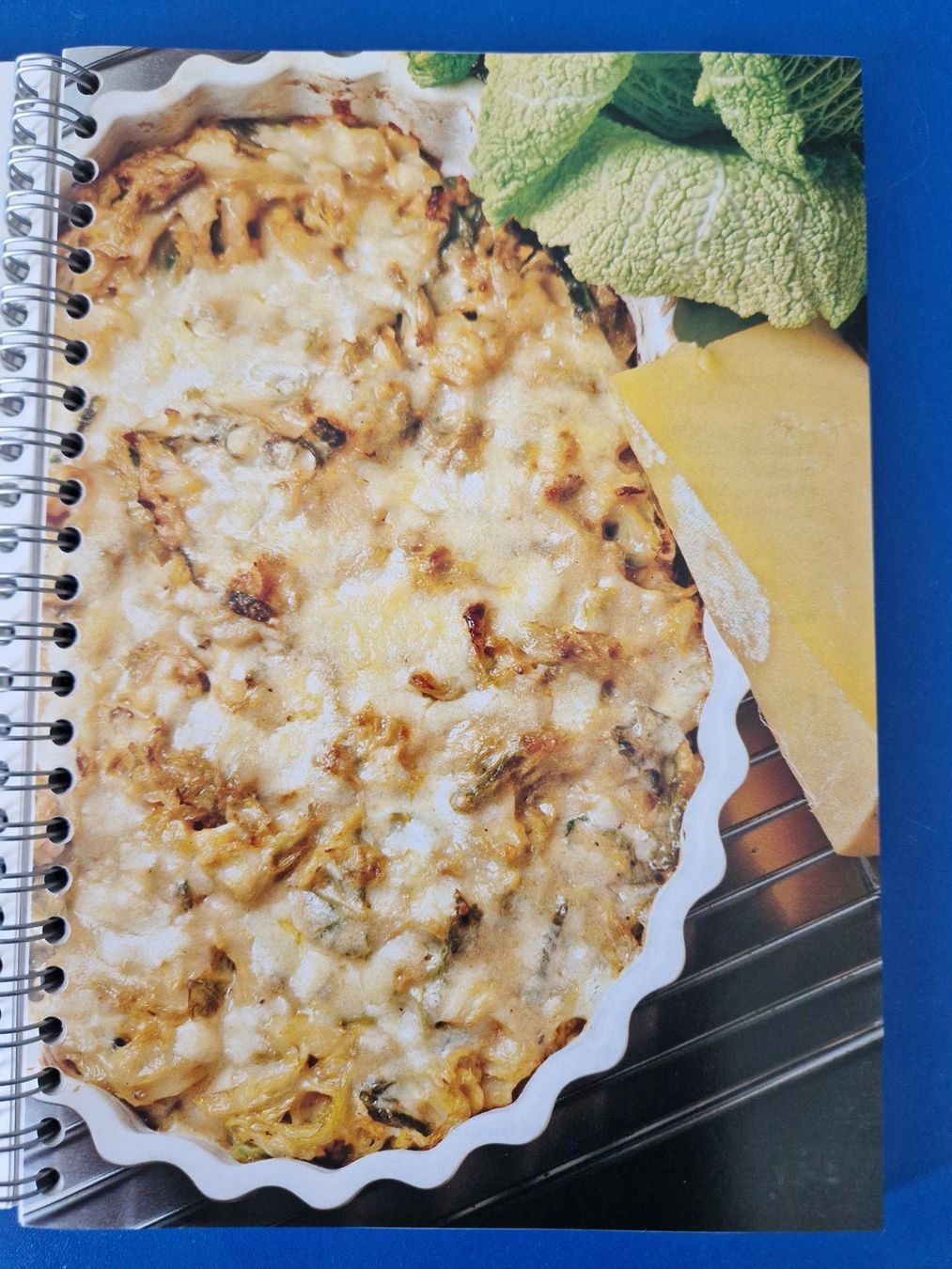Libri: Betty Bossi: Gratins Eintöpfe Soufflés Aufläufe – Usato da Münchenbuchsee venduto da Aare22 5