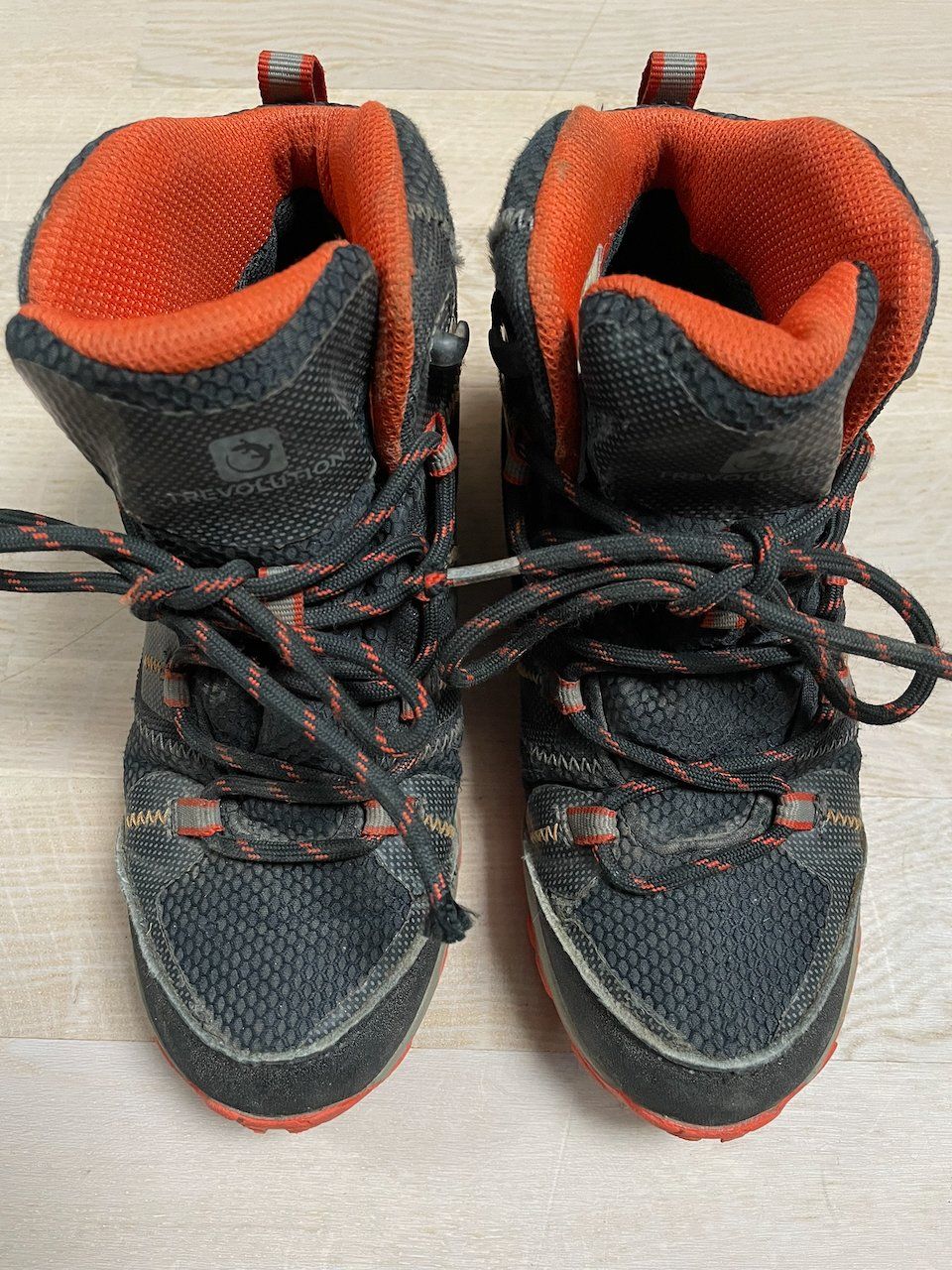 Trevolution Scarpe per ragazzi: Wanderschuhe von Trevolution (Grösse 34) – Usato da Zürich venduto da 0parker0