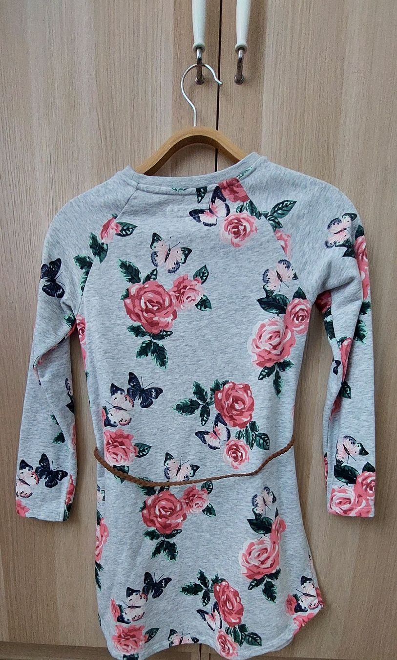 Vestiti & Gonne: Baumwoll Kleid mit Gürtel 134/140 – Usato da Zürich venduto da Anibas1 1