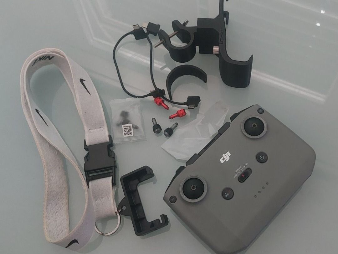 DJI Modellismo RC: DJI Air, Air 2s, Mavic Remote Controller – Usato da Oetwil an der Limmat venduto da Fernando-bras