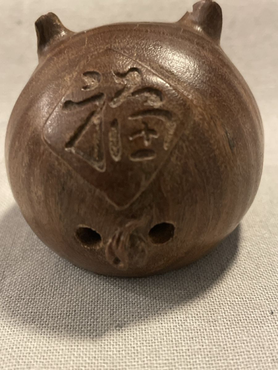 Statuette: Netsuke Holz, Schweinekopf, signiert – Usato da Embrach venduto da Gauvain1 3