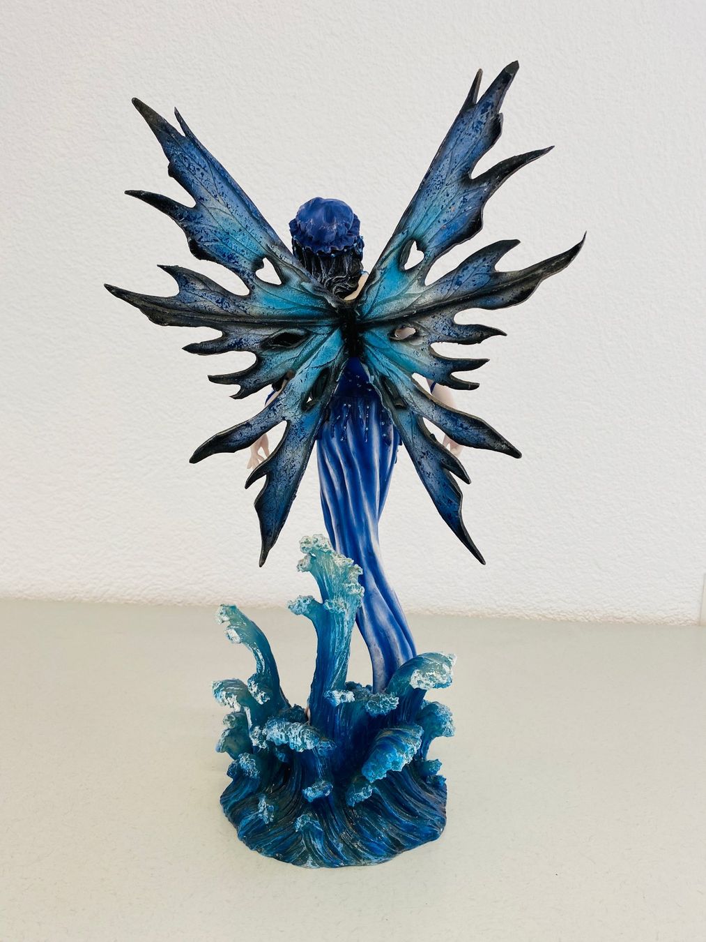 Statuette: wunderschöne blaue Elfenfigur, Meernymphe mit Flügeln – Usato da Niederhelfenschwil venduto da Chleeblatt1938 4