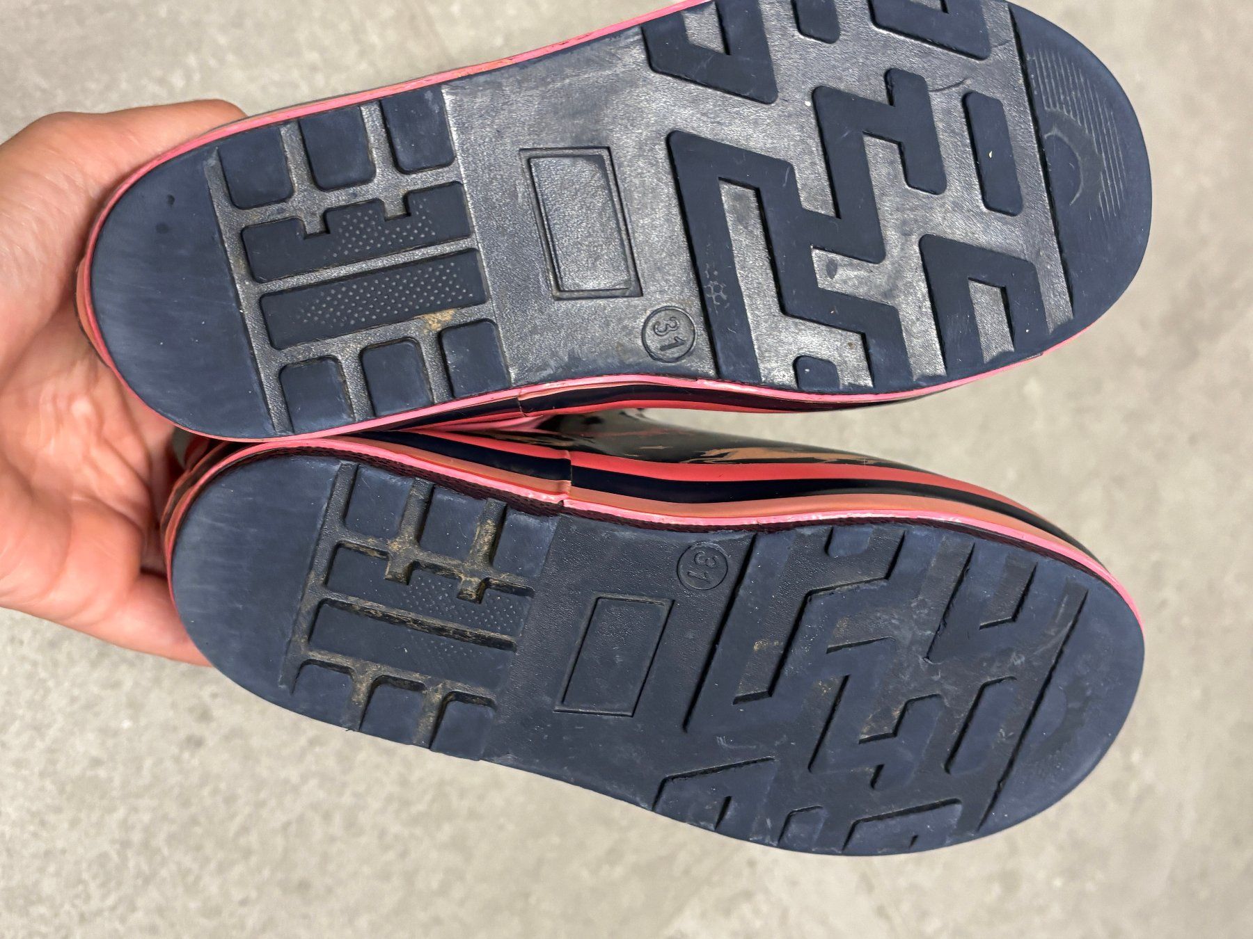 Scarpe per ragazze: Bottes de pluie fille pointure 31 – Usato da Salvenach venduto da gwenwywar 1