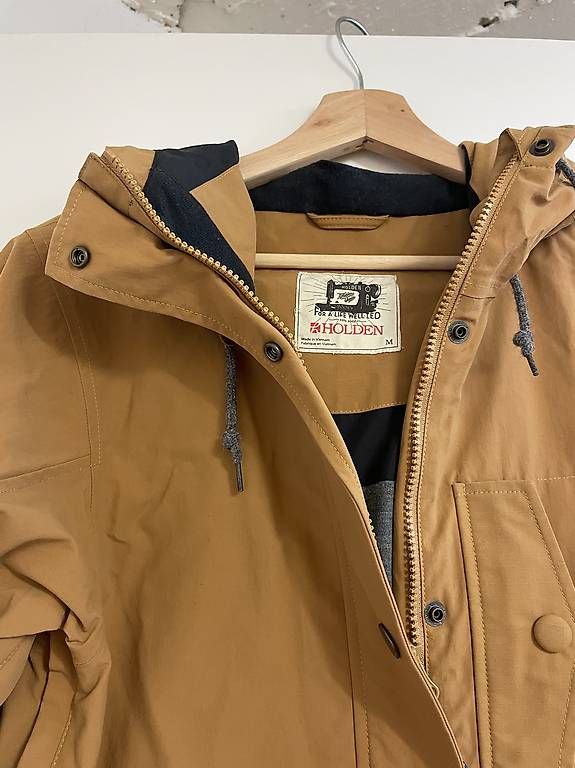 Giacche: Ski-/Snowboardjacke Marke Holden – Usato da Luzern venduto da larissahaas 3