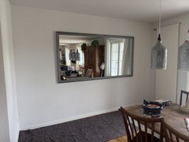Grosser Wandspiegel mit Zierrahmen gebraucht