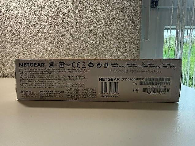 Hub & Switch: Netgear 5 Port Switch – Usato da Schötz venduto da Suntec81 3