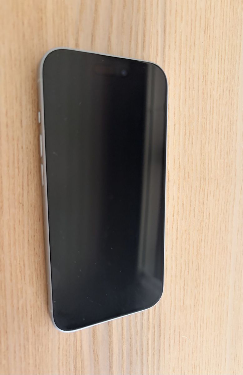 Apple Handys / Smartphones: iPhone 15 128GB – Gebraucht aus Horw von lauraaa91 2