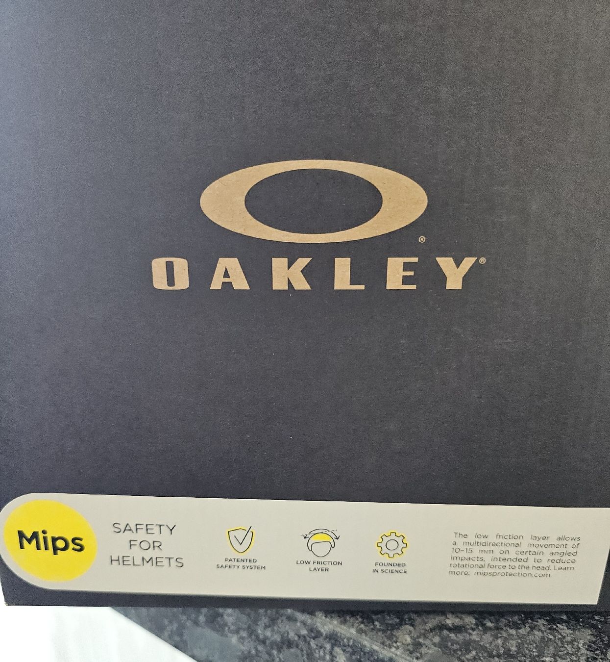 Oakley Caschi: Neuf casque Oakley MOD5 taille S – Nuovo e nell'imballaggio originale da Attalens venduto da mar_rq8k 3