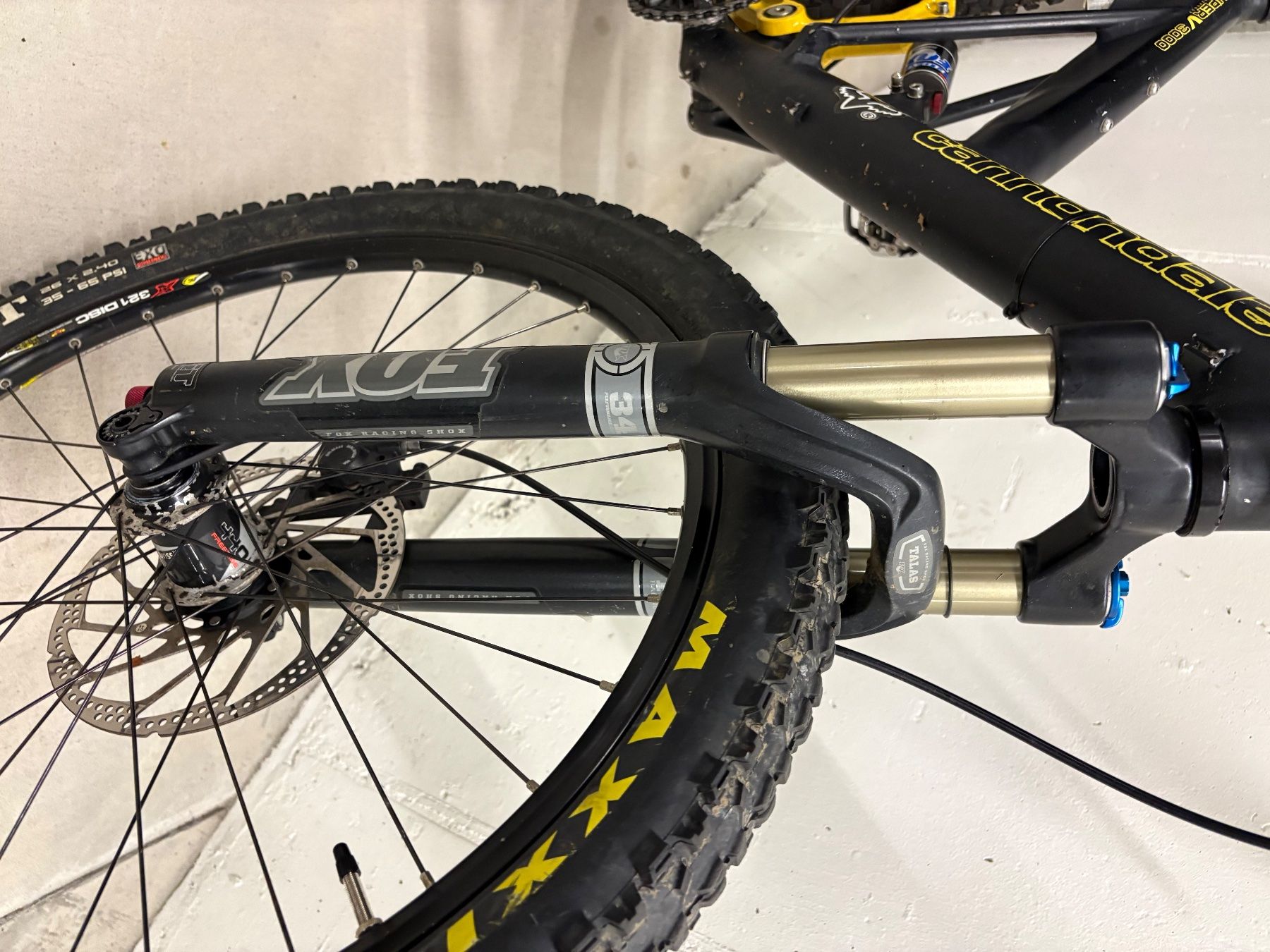 Cannondale Velos: Cannondale Super V 3000 (Uber Lite) – Gebraucht aus Basel von gar_mph9 3