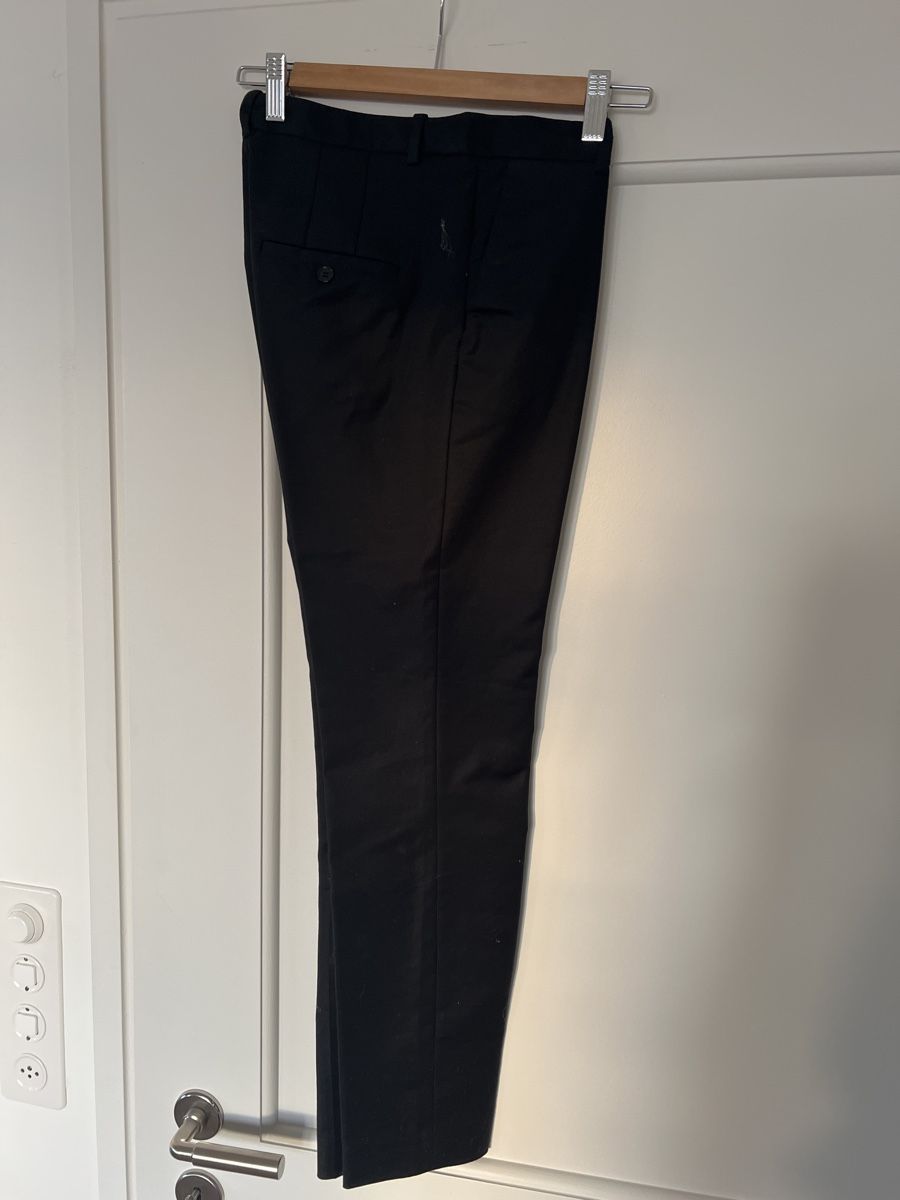 Zara Pantaloni: Chinos Schwarz – Usato da Erlenbach ZH venduto da Karinsylvester 2