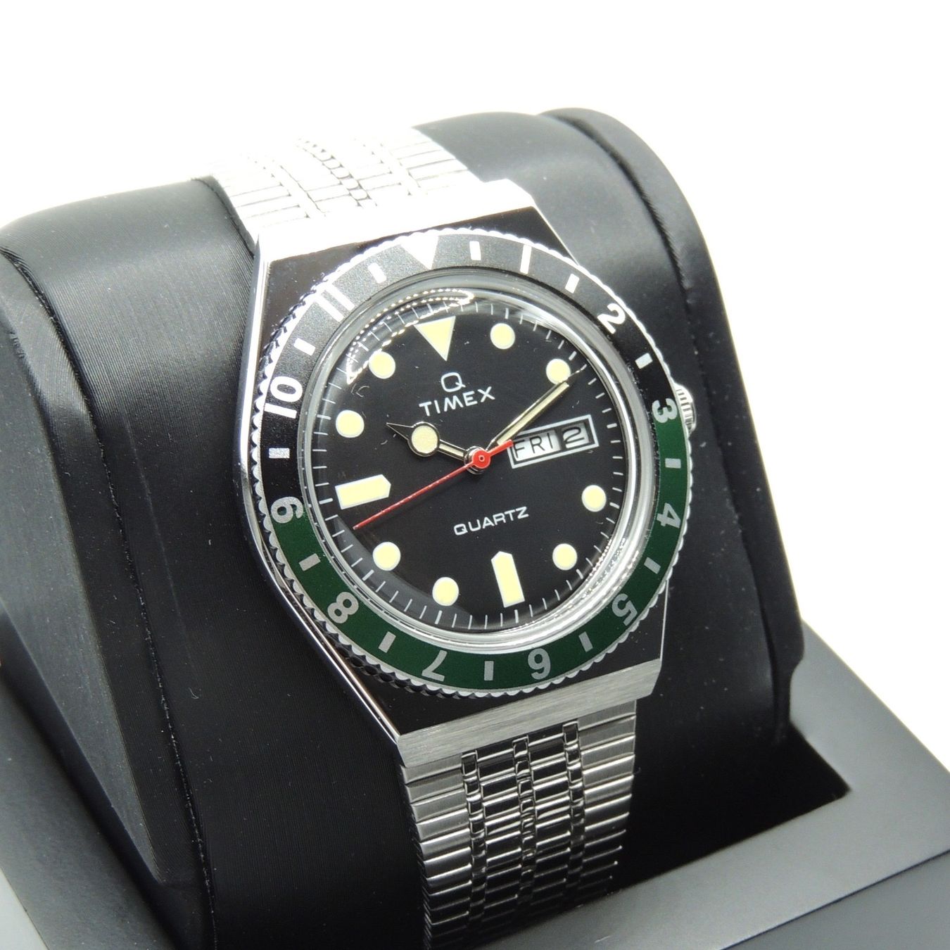 Timex Orologi: Montre Timex Q Reissue noir/vert neuve – Nuovo e nell'imballaggio originale da Lausanne venduto da DuGoutetdesCouleurs 1