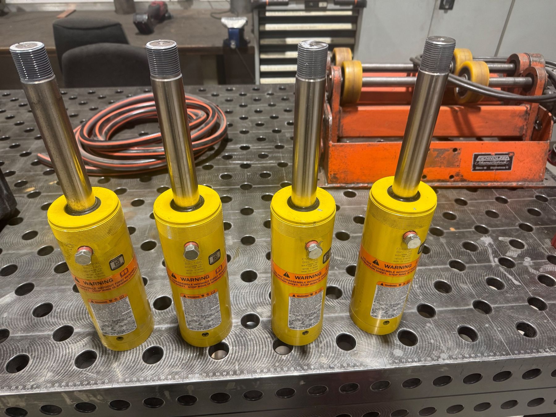 Metall- & Schlosserei Sonstiges: Hydraulikkomponenten – Gebraucht aus Winistorf von jeckyl01