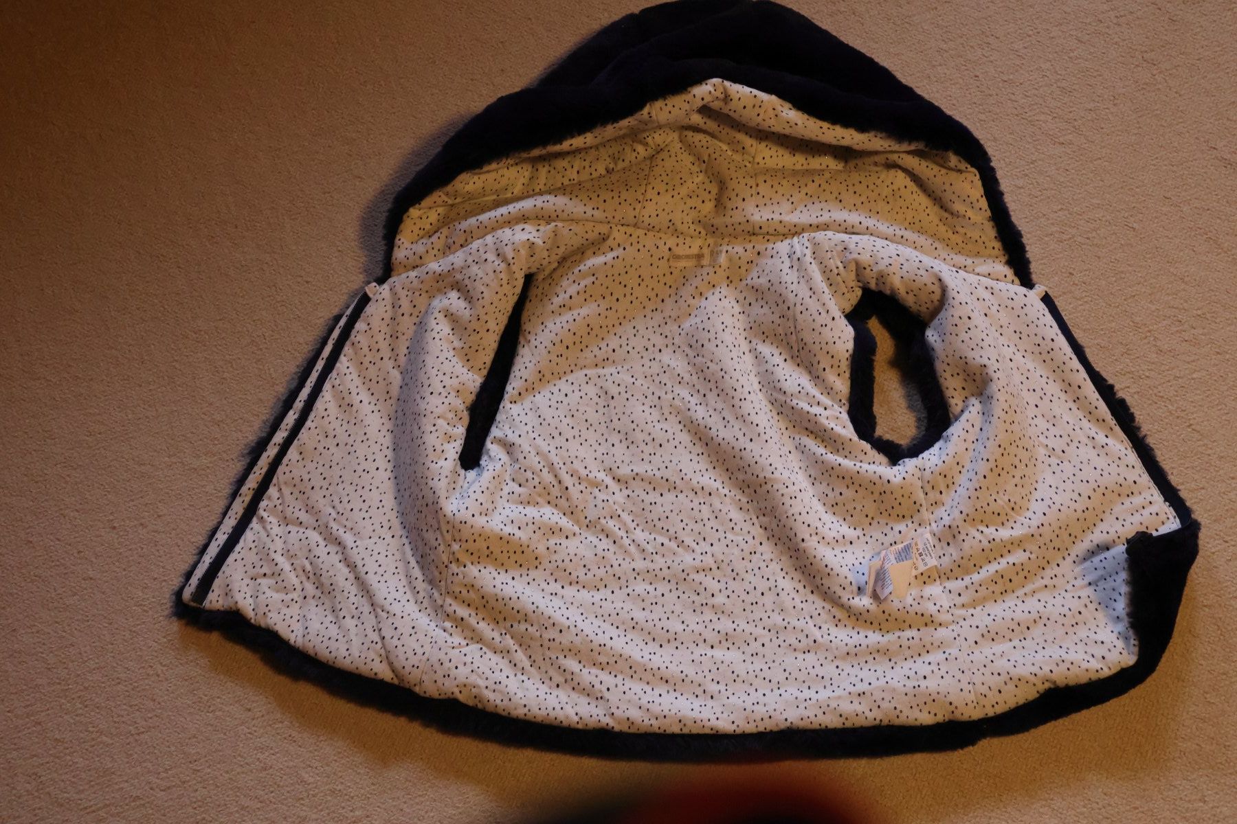Sonstige Mädchenkleider: Gilet 12 ans – Gebraucht aus Flendruz von Maudeds 2