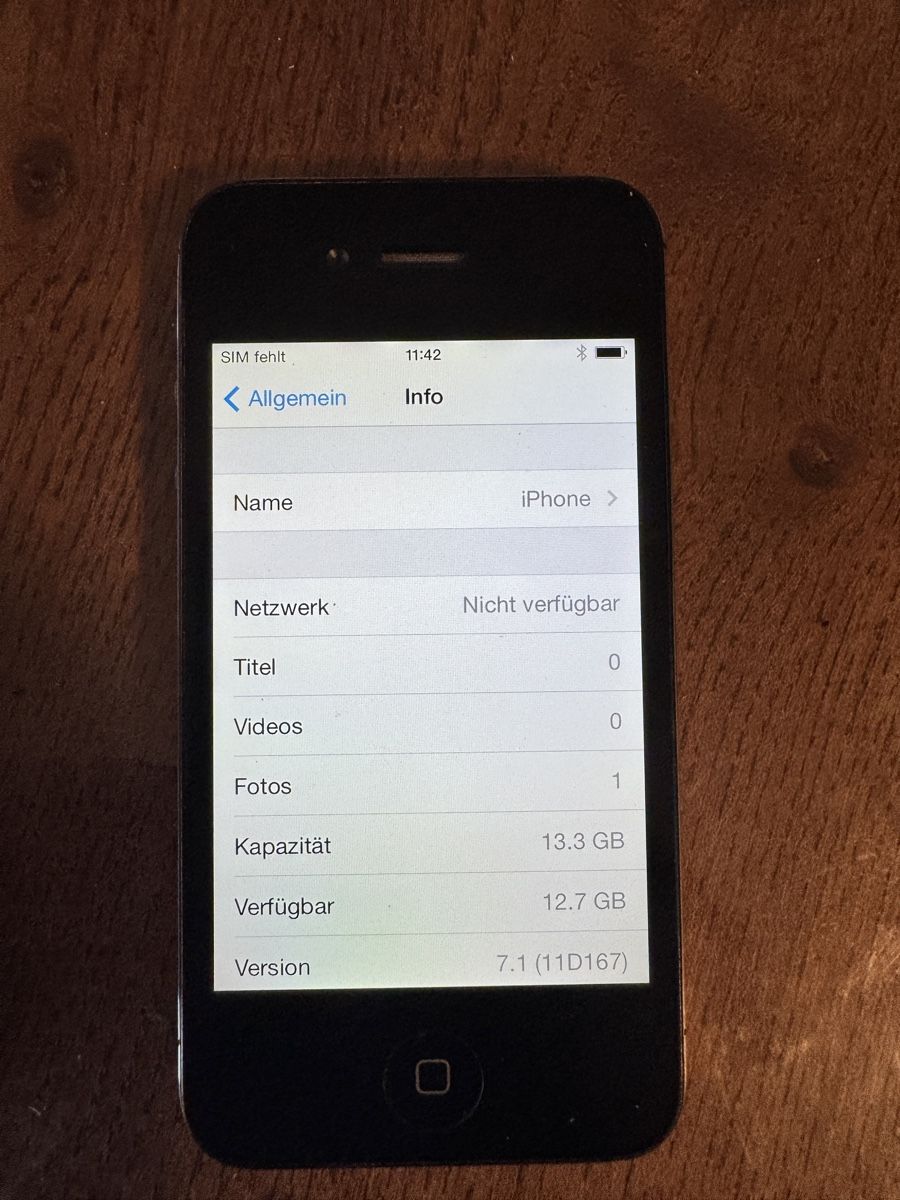 Apple Handys / Smartphones: iPhone 4s 16 & iPhone SE 64GB ! – Gebraucht aus Dietikon von Leodnd 6