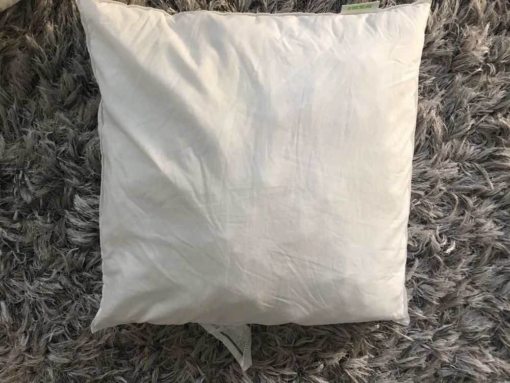 Gosa aster sale pillow