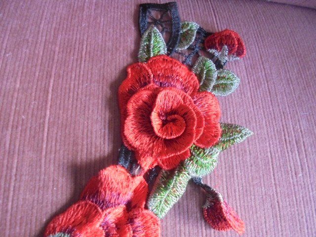 Toppe: Applikation Blumenranken – Nuovo (secondo la descrizione) da Hinwil venduto da Glasperlen 5