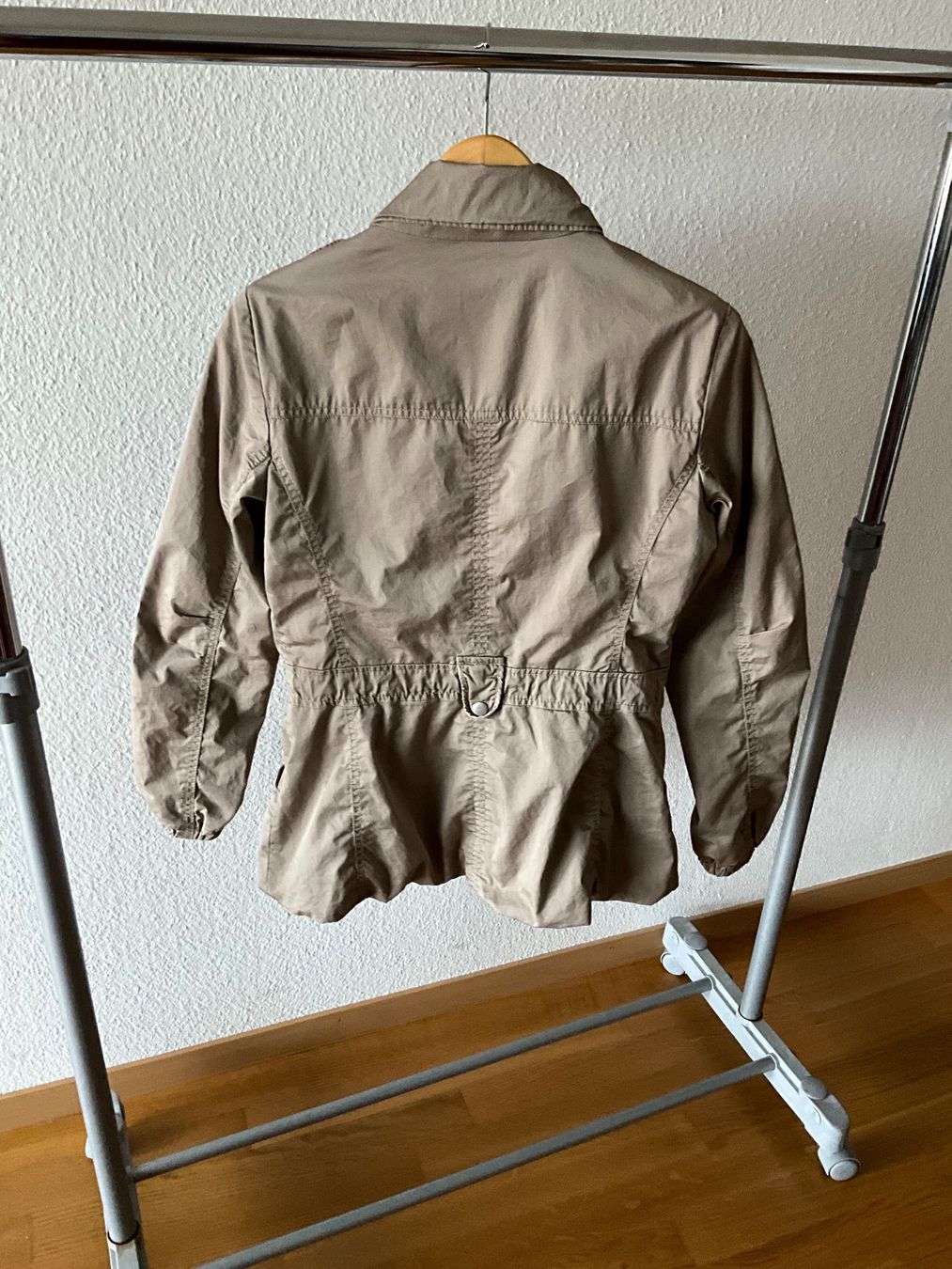 Esprit Giacche: Esprit Jacke Gr. 38 – Usato da Muri b. Bern venduto da SmuriS 2