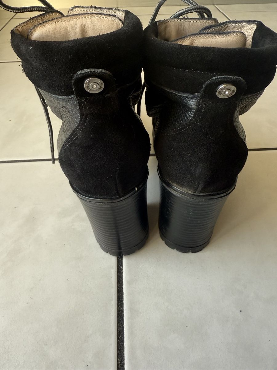 Liu Jo Damenschuhe: Bottines LIU JO à lacets taille 38 – Gebraucht aus Monthey von Joseph-29 3