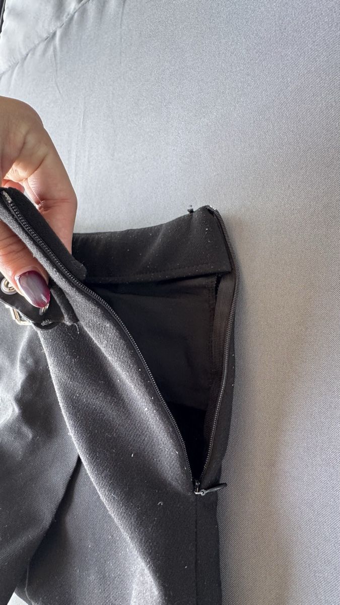 Zara Röcke: Black Tailored Shorts – Gebraucht aus Seengen von amandasartori 4