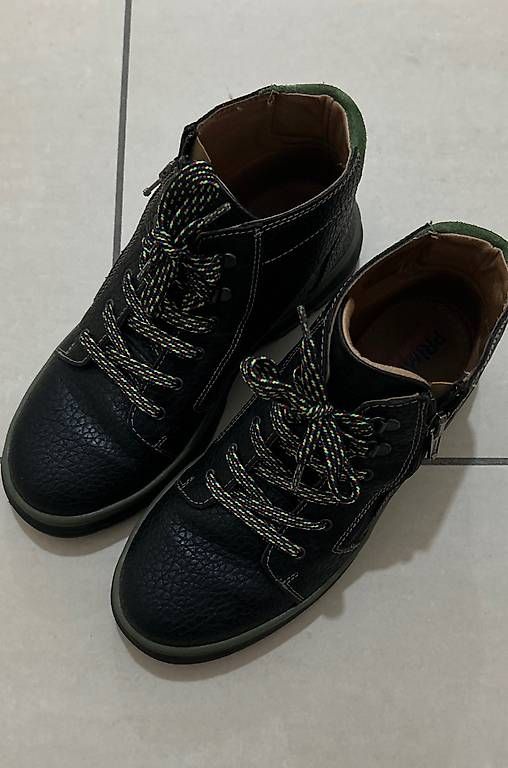 Scarpe per ragazzi: Scarpe – Usato da Bellinzona venduto da SammlerTI