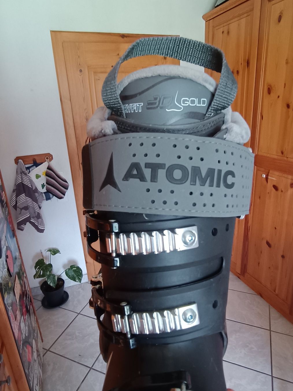 Atomic Scarpe da uomo: Scarponi sci Atomic Hawx Prime 110S – Usato da Laax GR venduto da Giacom8 7