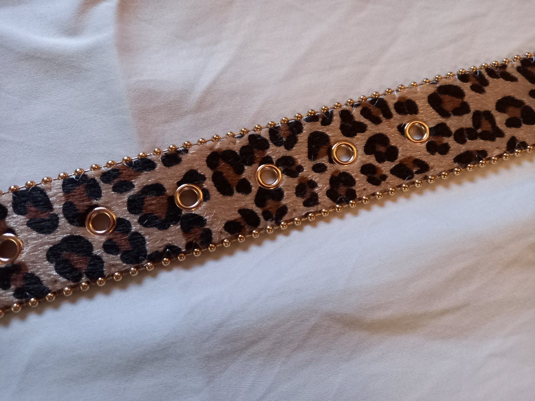 Gürtel: Leopardengürtel mit Strasssteinen im Vintage-Stil mit golden – Neu und originalverpackt aus Lausanne von FASHION-WORLD-SHOP 4