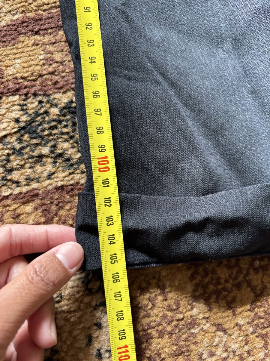Hugo Boss Pantaloni: Hugo Boss trouser – Usato da Confignon venduto da Second_Hand_Ch 2