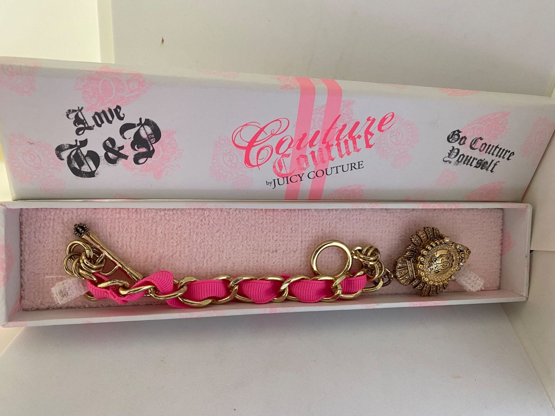 Juicy Couture Bracciali & Braccialetti: Bracelet Juicy Couture avec parfum solide – Nuovo e nell'imballaggio originale da Bouveret venduto da wes_7zll