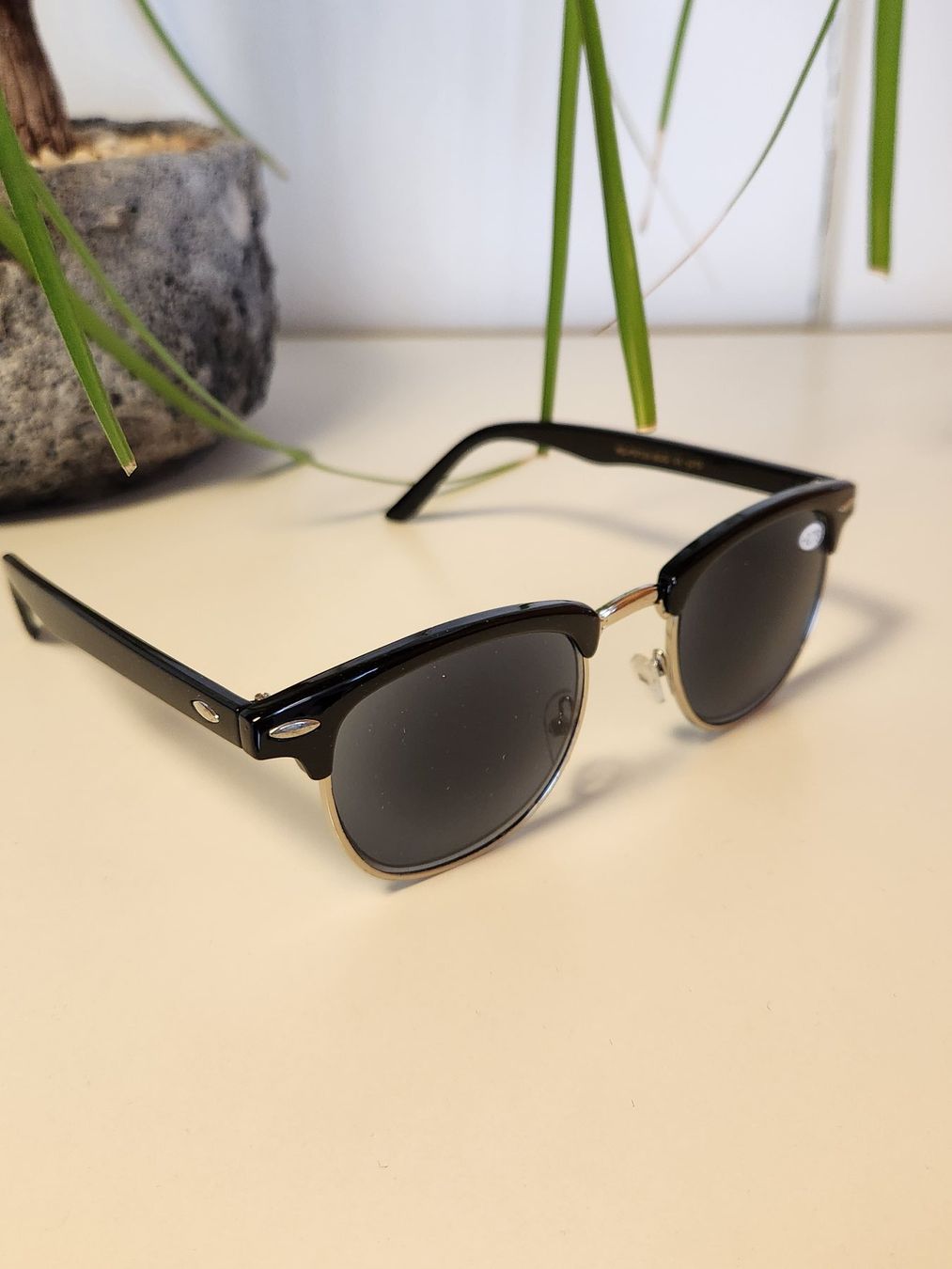 Occhiali & Lenti: Sonnenbrille mit Korrektur – Nuovo e nell'imballaggio originale da Münchwilen TG venduto da levendeur