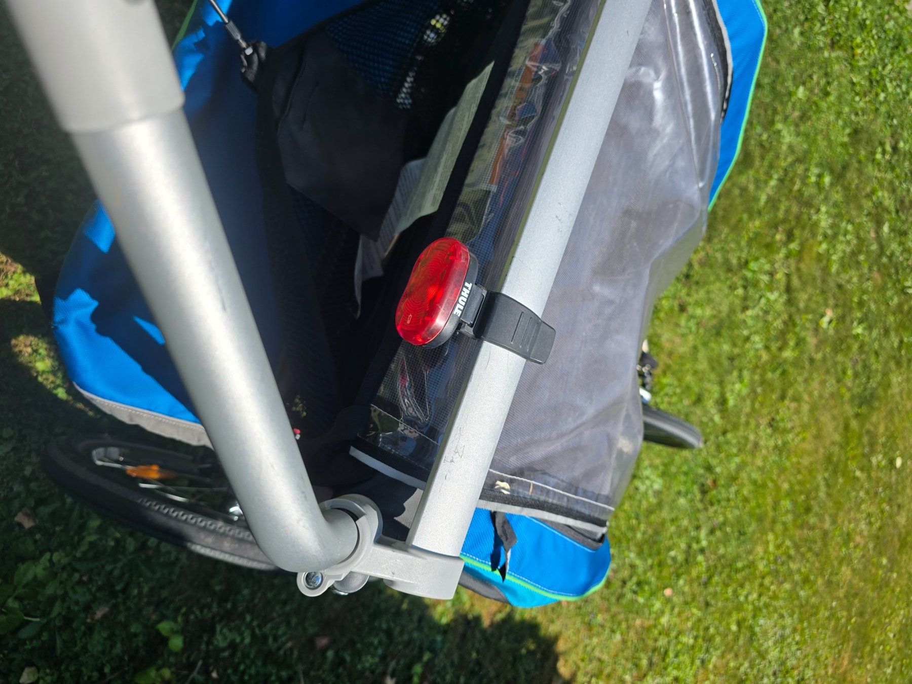 Thule Anhänger: Thule CX2 Fahrradanhänger mit Jogging Kit – Gebraucht aus Adliswil von Micky048 2