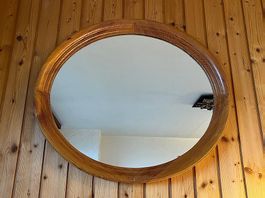Miroir ovale avec cadre en bois massif