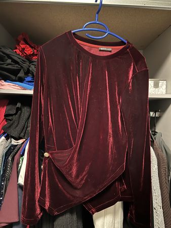 Langarmshirt MOTF Samt dunkelrot Grösse L neuwertig