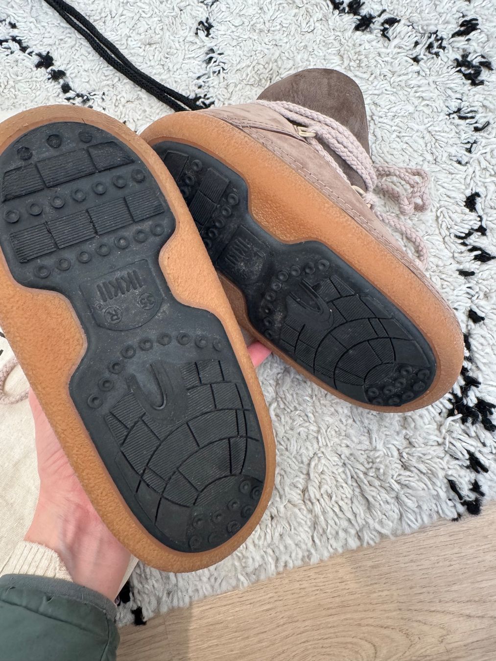 Inuikii Scarpe da uomo: "IKKII" - Schneeschuhe Grösse 35 – Usato da Buchs ZH venduto da crazyhandbaggirl123 5