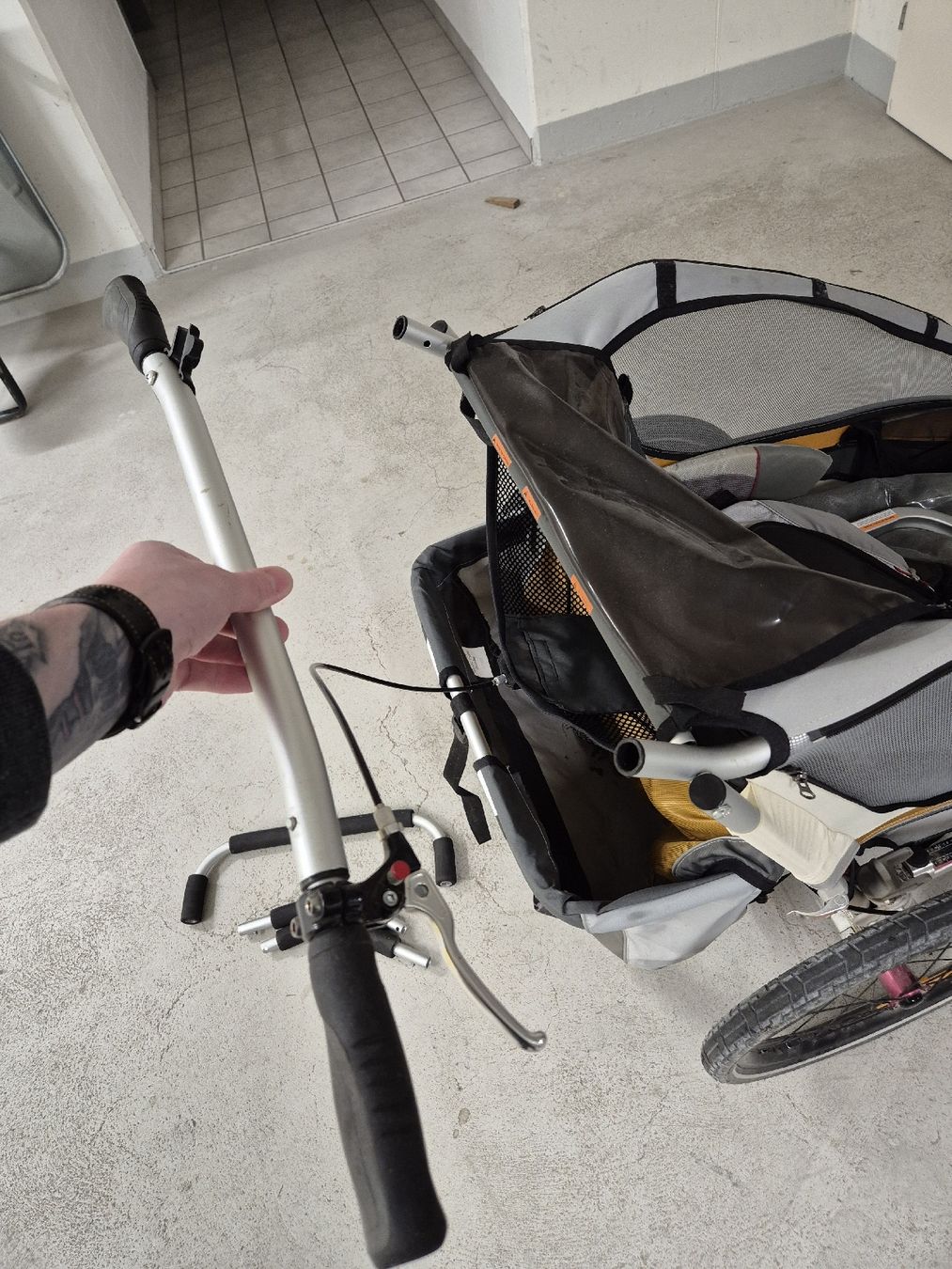 Thule Ersatzteile: Thule Chariot 2 – Gebraucht aus Rickenbach Sulz von comik 2