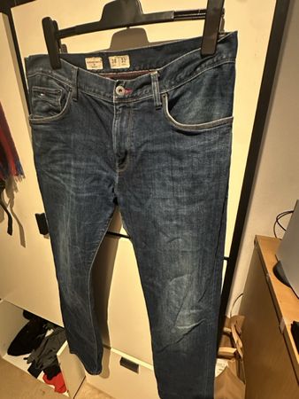 Tommy Hilfiger Jeans dunkelblau Grösse 38/32 Herren