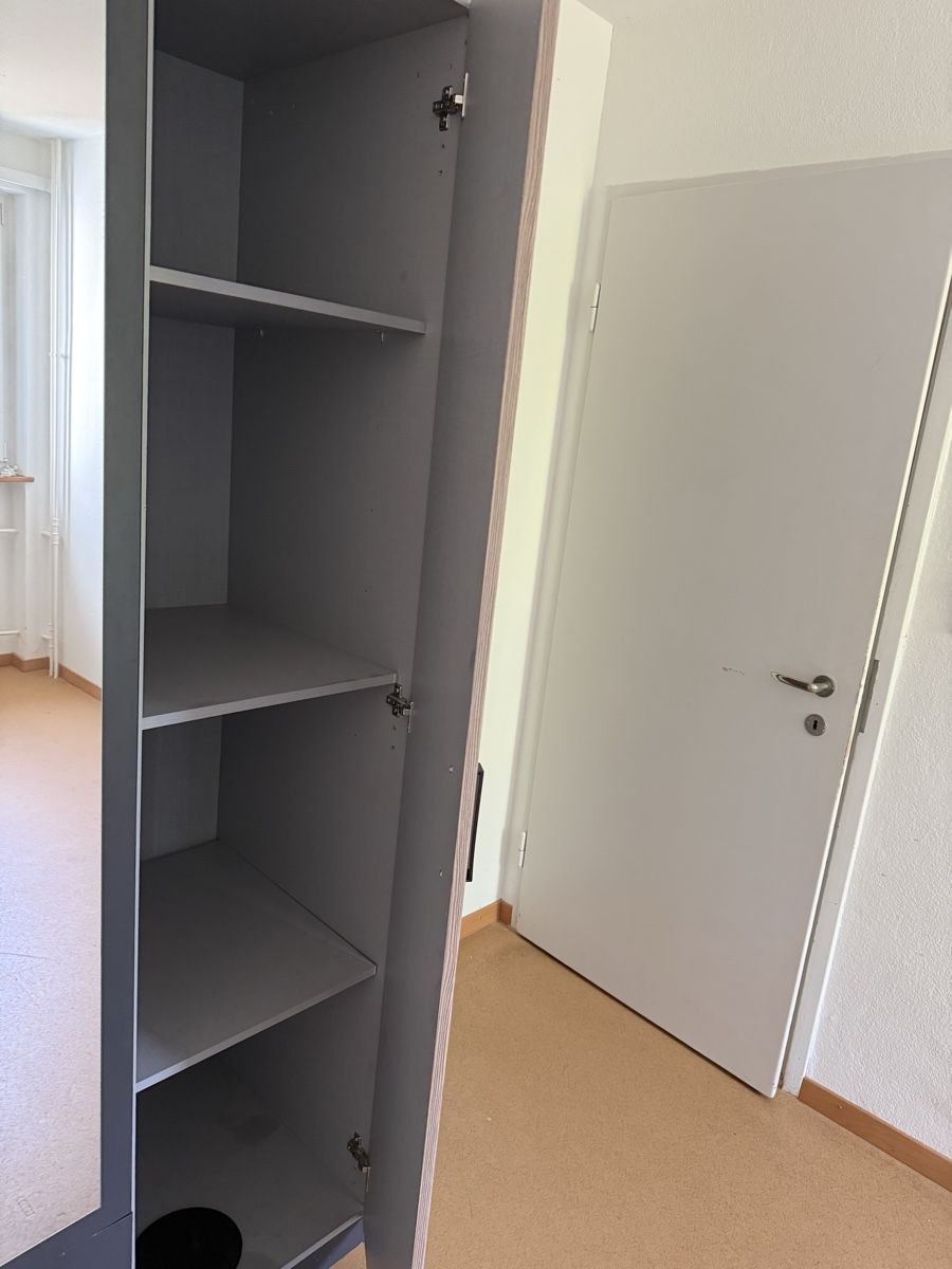 Guardaroba: Lipo Kleiderschrank – Usato da Zürich venduto da lau_8n8v 2