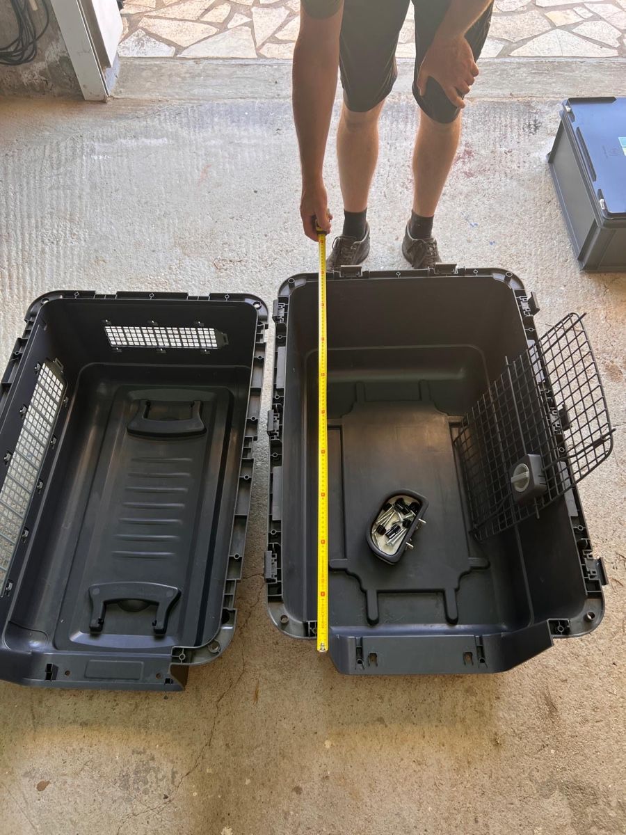 Käfige, Transport & Sicherheit: Hundebox Transportbox Grösse L – Gebraucht aus Landquart von James_duke 7