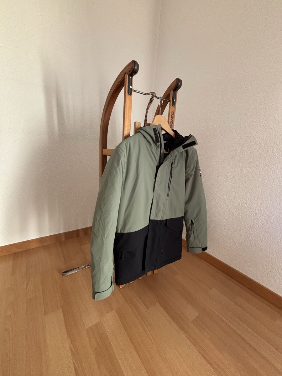 Quiksilver Giacche & Cappotti: Ski jacket Quiksilver green and black  – Usato da Bern venduto da wisemagpie 1