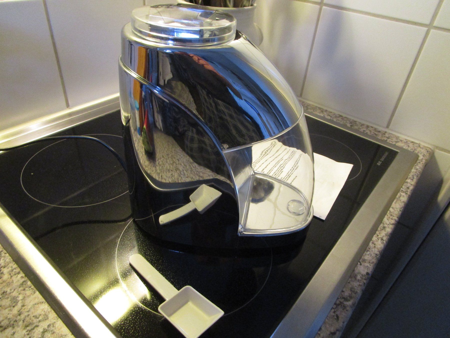 Elettrodomestici da cucina: ICE CRUSHER EIS-ZERKLEINERER NEUWERTIG ORIGINAL VERPACKT – Usato da GUTENSWIL venduto da Alpina6 7