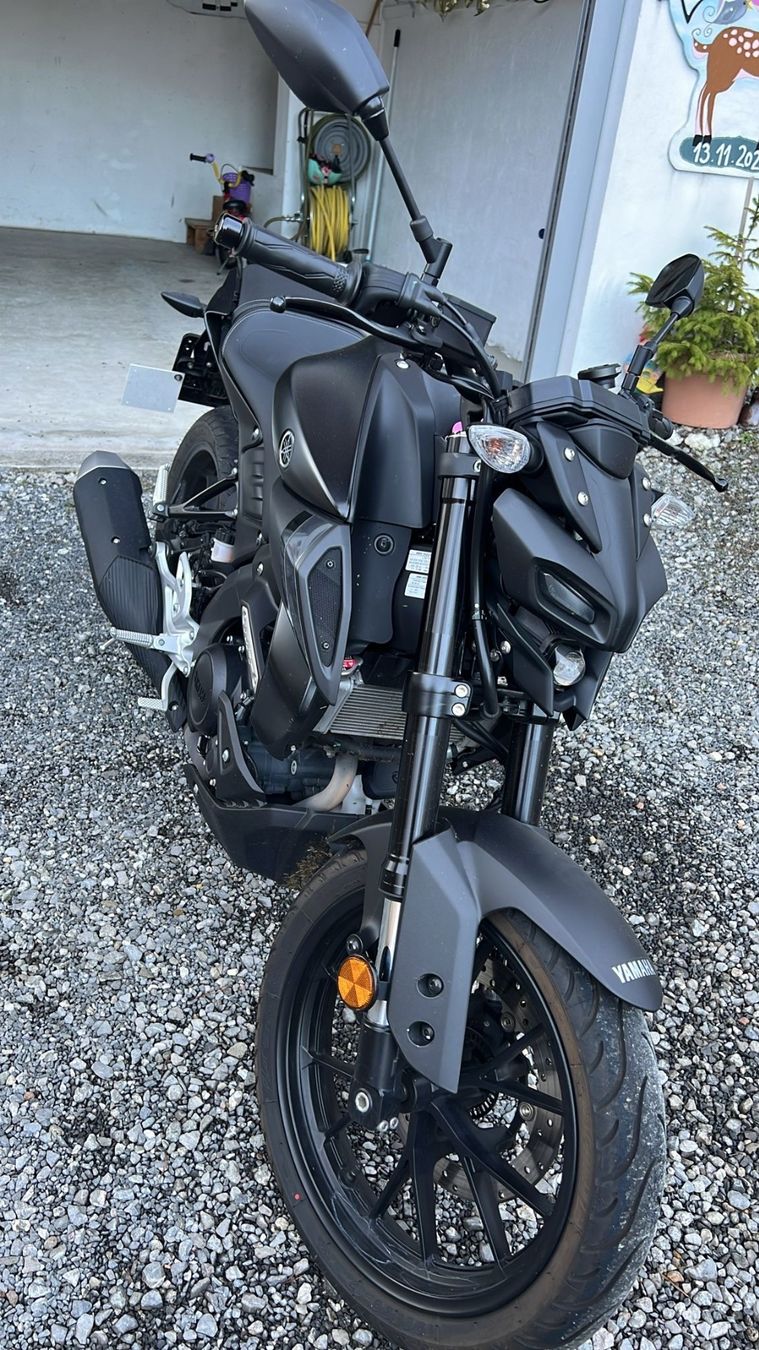 Yamaha Strada: Yamaha MT125 – Usato da Stansstad venduto da aal_rrg9 1
