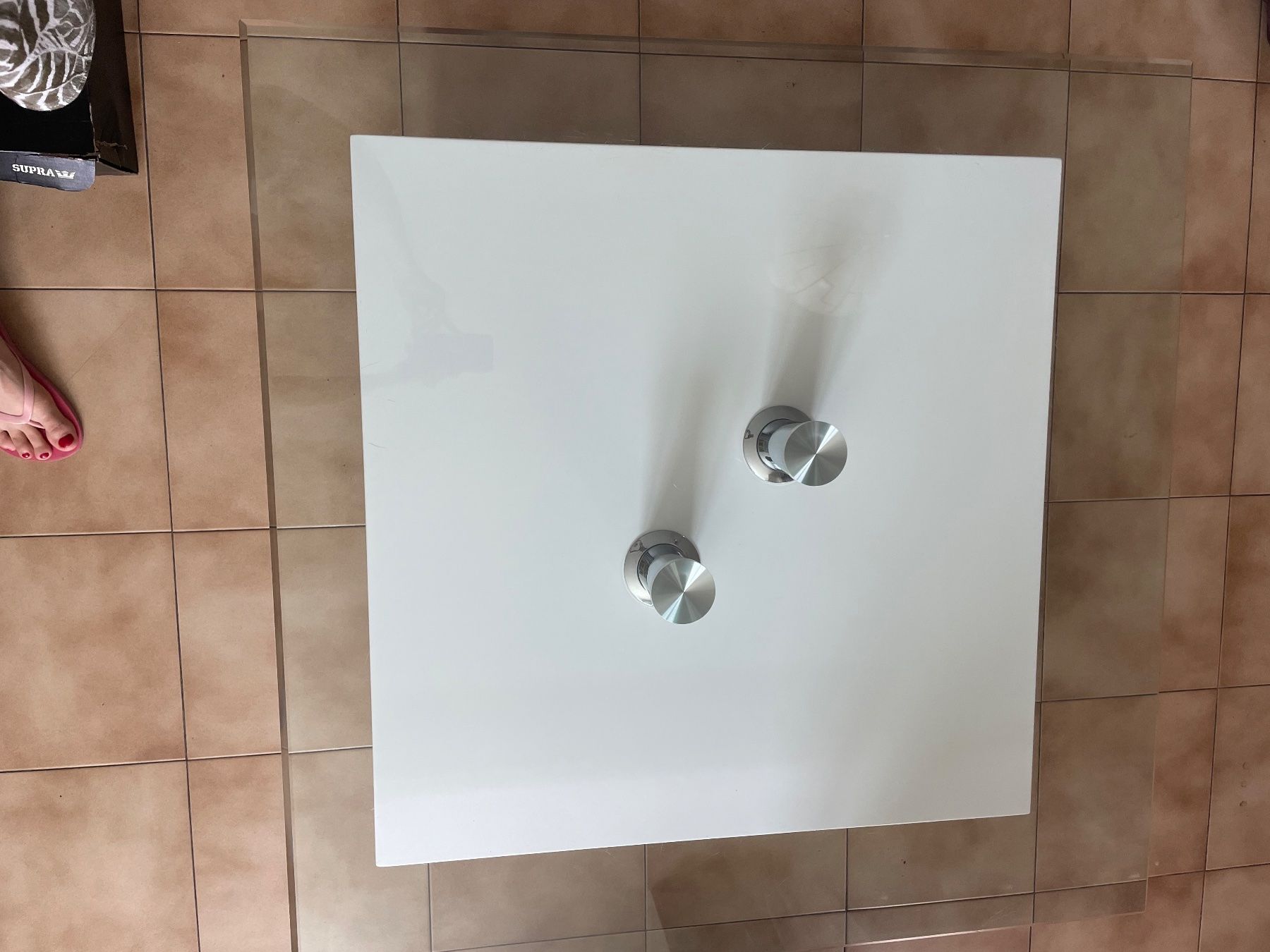 Tables: Table basse en verre – D'occasion à St-Imier par dos_8k5r 4