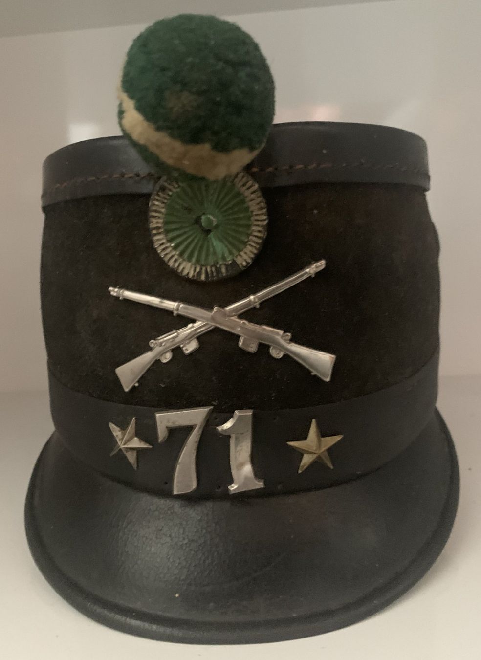 Uniformi: Antiker Infanterie Tschako Schweizer Armee – Usato da Ebnat-Kappel venduto da pourlemerite 1