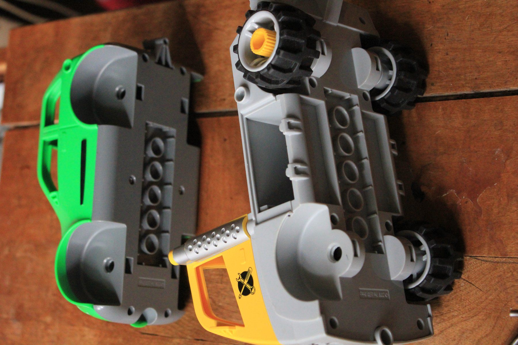 Lego Spielzeuge: Lego Duplo Technik Ersatzteile – Gebraucht aus Lajoux JU von webstuhl