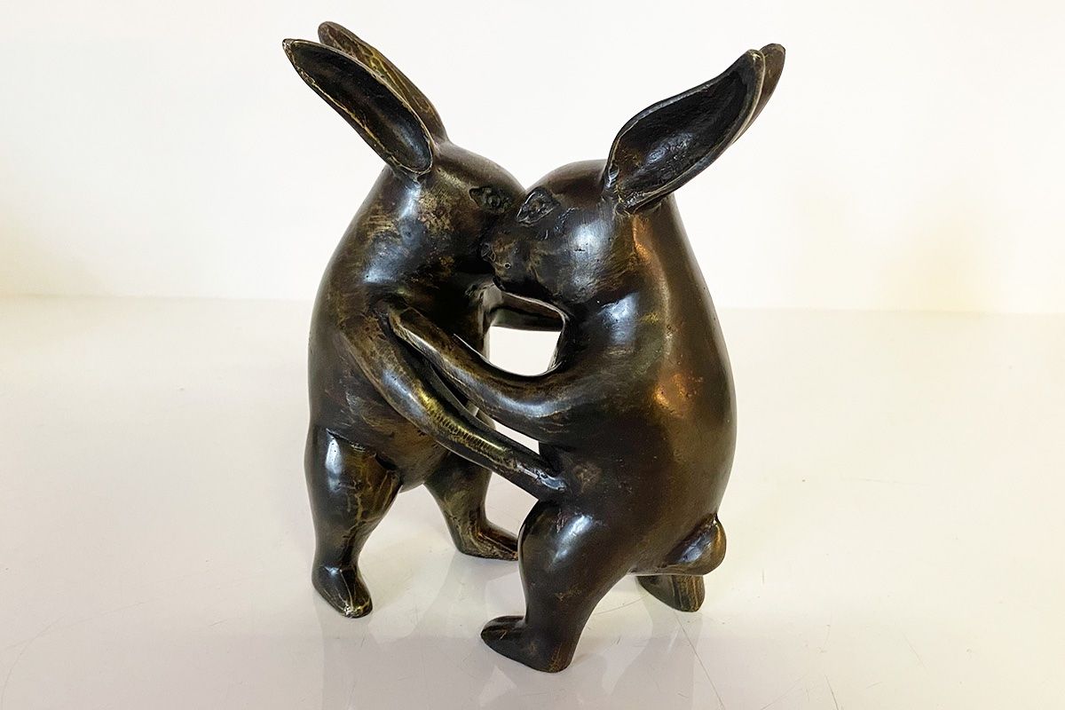 Statuette: Tanzendes Hasenpaar, Bronzefigur Unikat – Usato da Küssnacht am Rigi venduto da Brockenhaus-Rigi