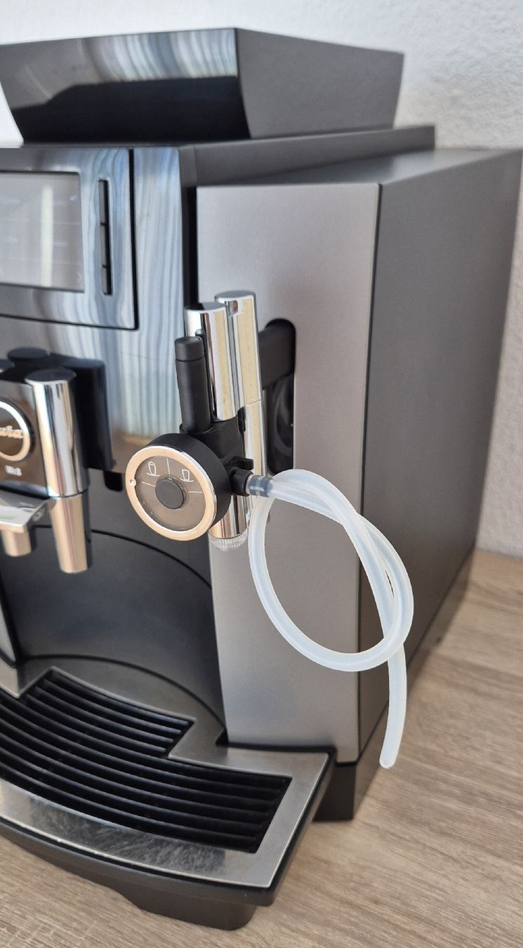 Jura Macchine per caffè & Macchine per espresso: Jura We8 - top Zustand! – Usato da Sursee venduto da Marcelo.22 4