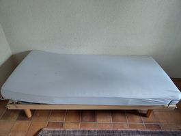 Gaestebett mit Lattenrost + Matratze, 90x200cm