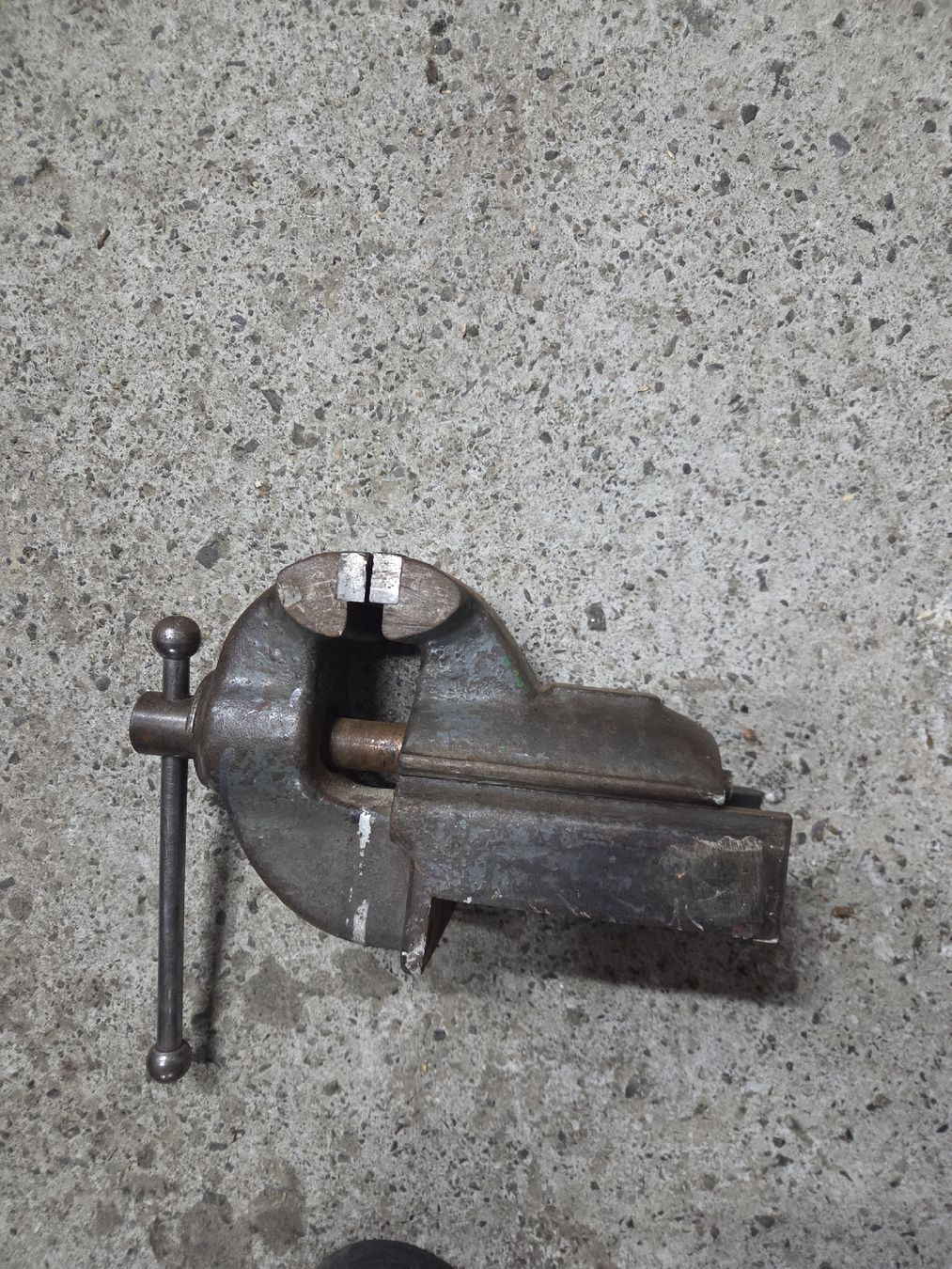 Tutti gli attrezzi: Gressel Schraubstock – Usato da steinen venduto da mopedtuning 2